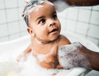 Bath special moment with your baby - Baby Child